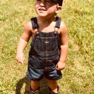 Meet your Posher, Derek